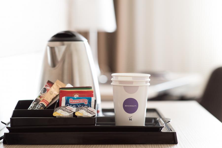 Da bleibt auch der Wasserkocher kalt: Ende 2020 lag die touristische Nachfrage im deutschen Beherbergungsgewerbe mit rd. 302 Mio. Übernachtungen 39 % unter Vorjahresniveau.