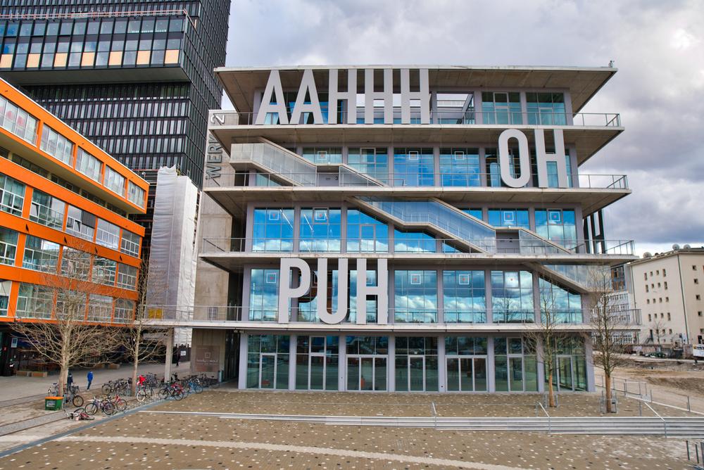 Ein klassisches Quartier ist das Münchner Werksviertel, hier das preisgekrönte &quot;Werk 12&quot;. Der neue Stadtteil ist auf dem Areal am Ostbahnhof entstanden.