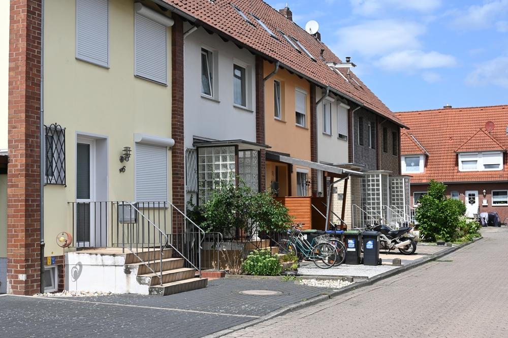 In the residential segment, it was mainly properties for sale that caused high price increases, especially terraced houses.